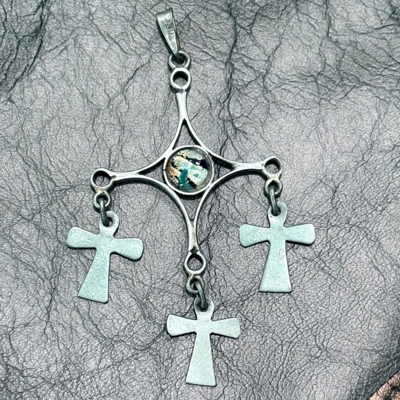 Vintage Mexican Artisan Alpaca Silver Cross Pendant Dichroic Glass‎ Folk Art - Picture 1 of 8